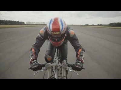 video til Hvor hurtigt cykler man? Udregn gennemsnitsfart ved cykling 🚴🚴‍♀️
